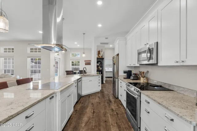 $598,000 | 1107 College Boulevard North, Lynn Haven, FL 32444