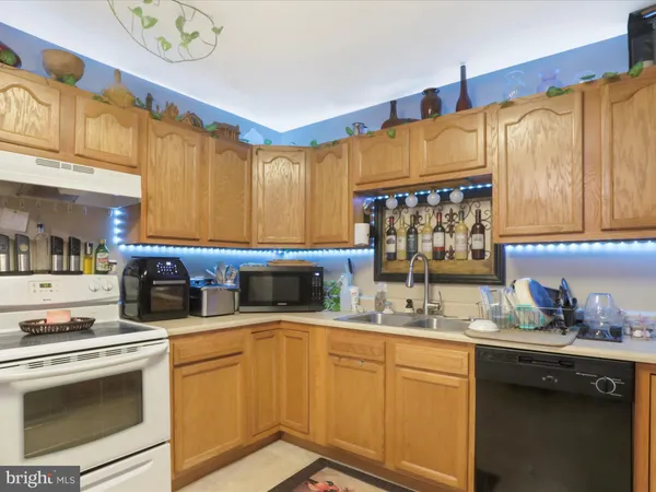 $450,000 | 11 Galbus Court, Falling Waters, WV 25419