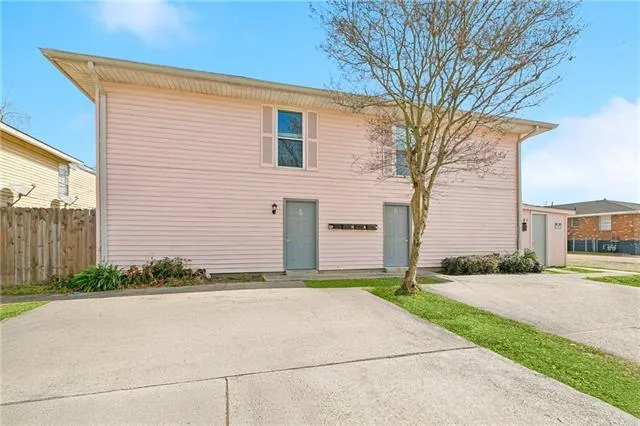 $1,400 | 241 Helen Street, Unit 2B, Terrytown, LA 70056