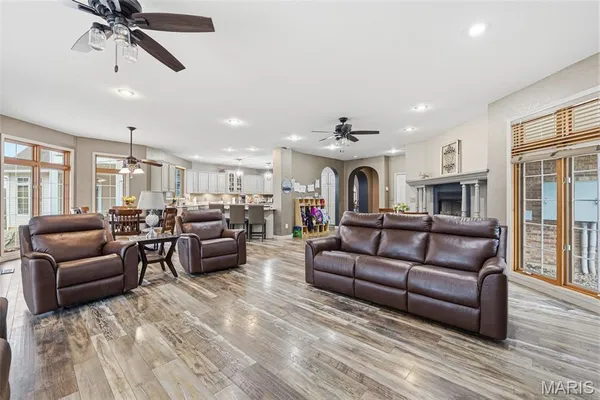 $900,000 | 3045 Cedar Falls Road, Bonne Terre, MO 63628