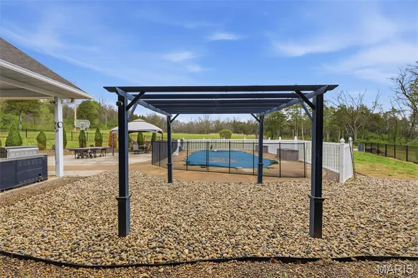 $900,000 | 3045 Cedar Falls Road, Bonne Terre, MO 63628