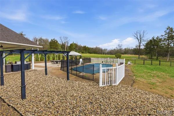 $900,000 | 3045 Cedar Falls Road, Bonne Terre, MO 63628