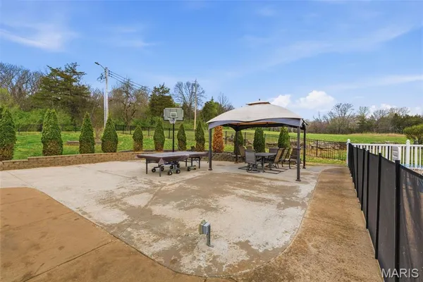 $900,000 | 3045 Cedar Falls Road, Bonne Terre, MO 63628