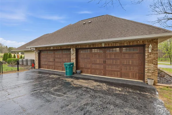 $900,000 | 3045 Cedar Falls Road, Bonne Terre, MO 63628