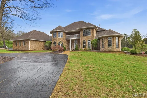 $900,000 | 3045 Cedar Falls Road, Bonne Terre, MO 63628