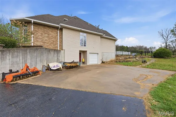 $900,000 | 3045 Cedar Falls Road, Bonne Terre, MO 63628