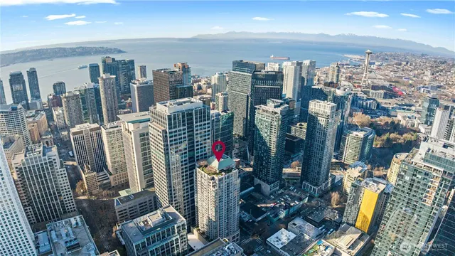 $299,950 | 819 Virginia Street, Unit 1408, Seattle, WA 98101