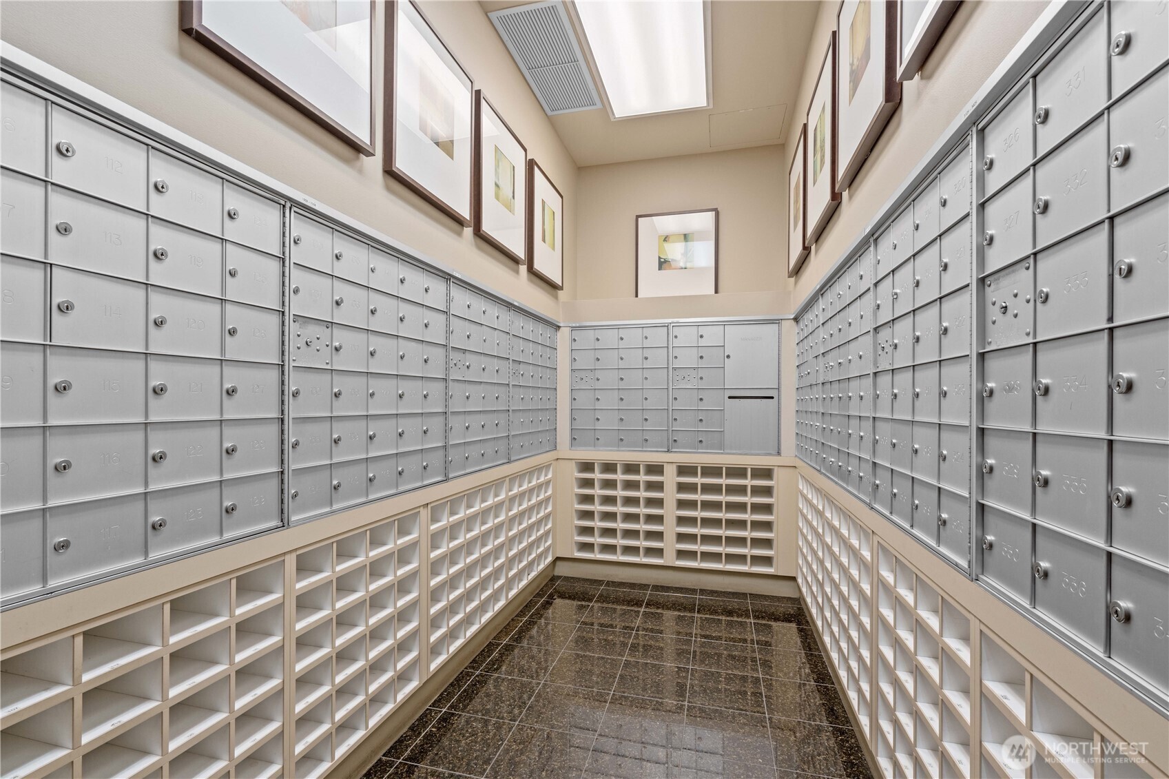 819 Virginia Street, Unit 1408 Seattle, WA 98101 - Photo 5 of 39