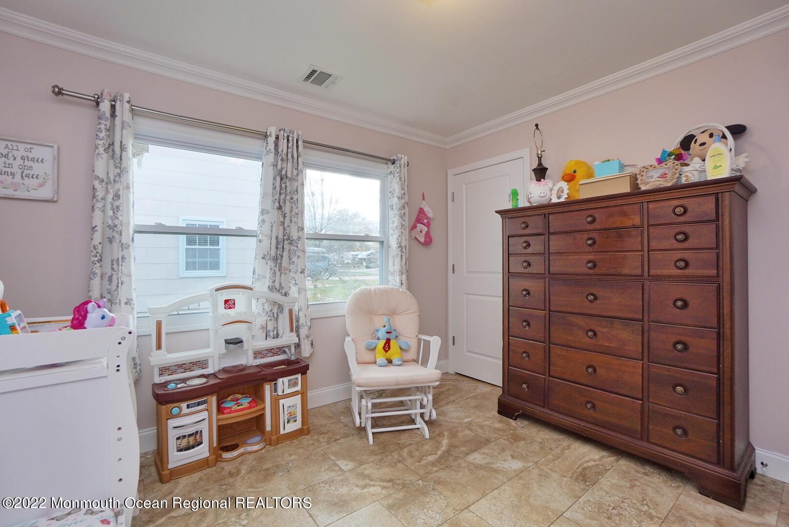 586 Lloyd Road Aberdeen, NJ 07747 - Photo 29 of 35 Third Bedroom