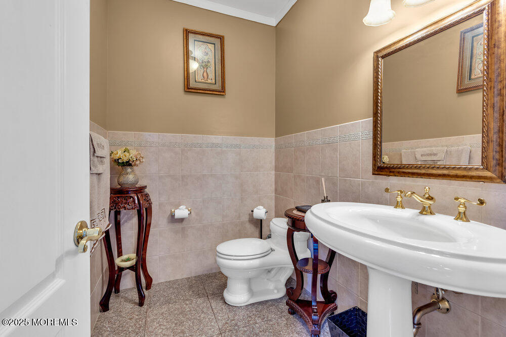 1721 Azure Drive Neptune, NJ 07753 - Photo 30 of 95 027_dsc03186_910