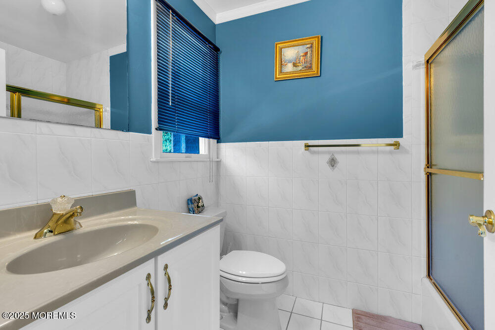 1721 Azure Drive Neptune, NJ 07753 - Photo 52 of 95 057_dsc03326_748