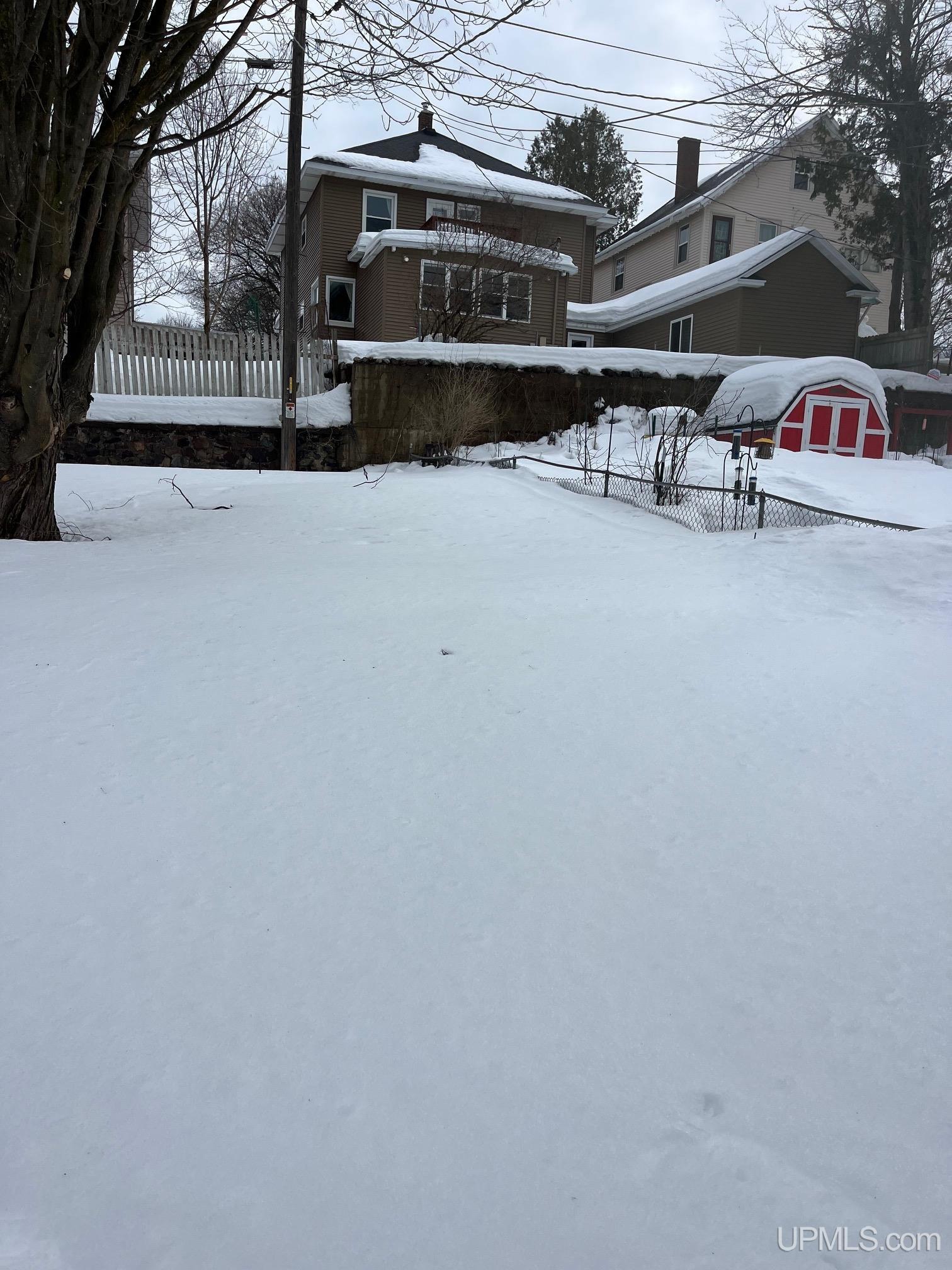 818 North Pine Street Ishpeming, MI 49849 - Photo 13 of 39