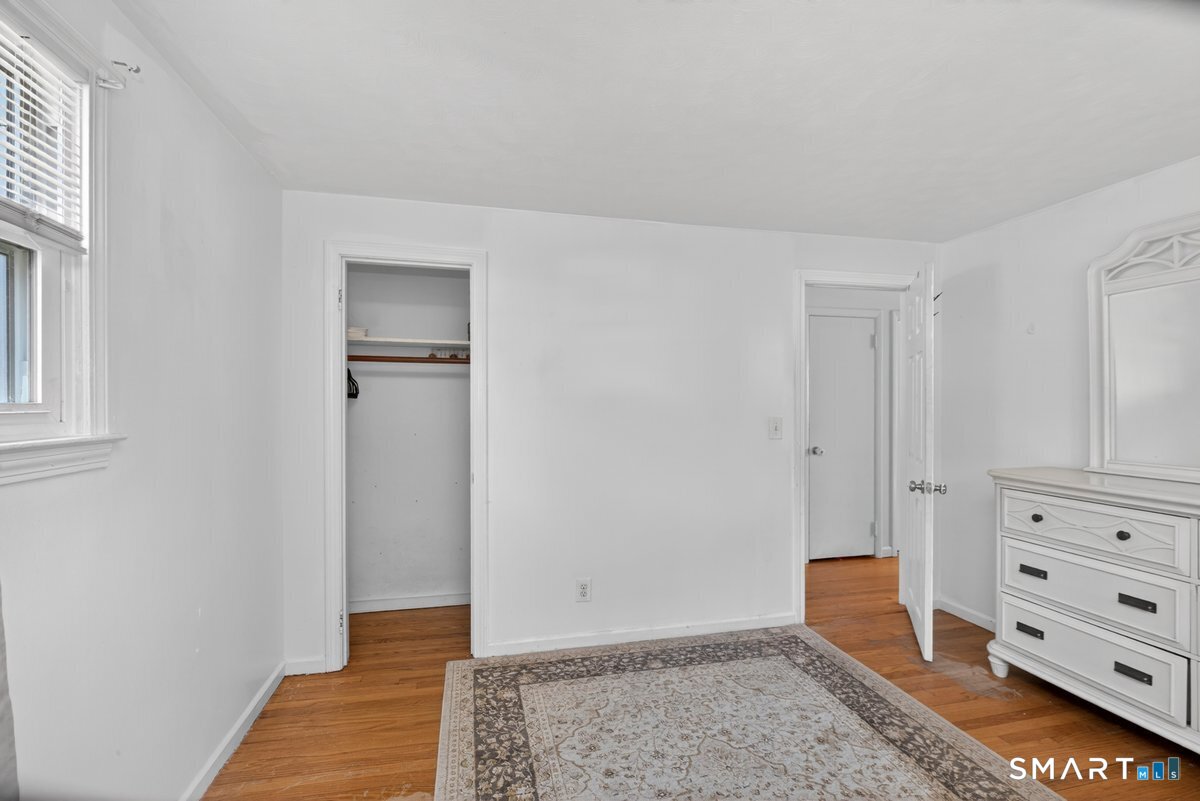 1 Leonard Road Enfield, CT 06082 - Photo 11 of 40