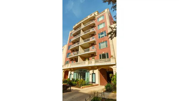 $1,525,000 | 508 West Melrose Street, Unit PHW, Chicago, IL 60657