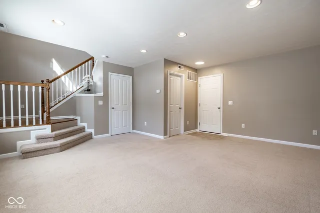 $299,900 | 6304 El Paso Street, Whitestown, IN 46075