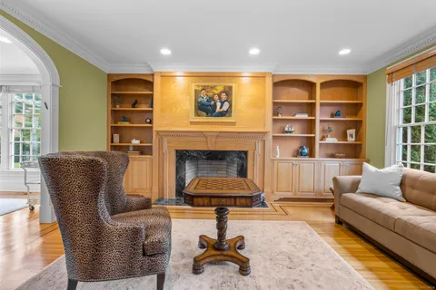 $2,799,999 | 342 Midlock Road, Fairfield, CT 06824