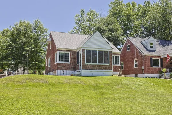 $269,000 | 1 Howard Road, Fort Wright, KY 41011