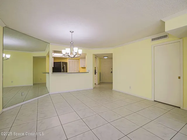 $2,500 | 1821 Mooringline Drive, Unit 1C, Vero Beach, FL 32963