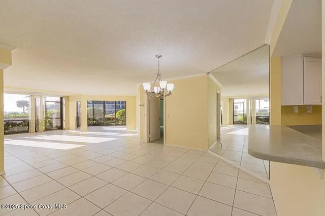 $2,500 | 1821 Mooringline Drive, Unit 1C, Vero Beach, FL 32963