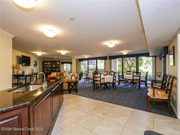 $2,500 | 1821 Mooringline Drive, Unit 1C, Vero Beach, FL 32963