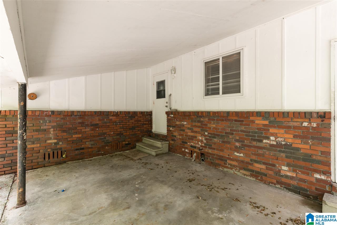 452 Burgundy Road Birmingham, AL 35215 - Photo 3 of 20