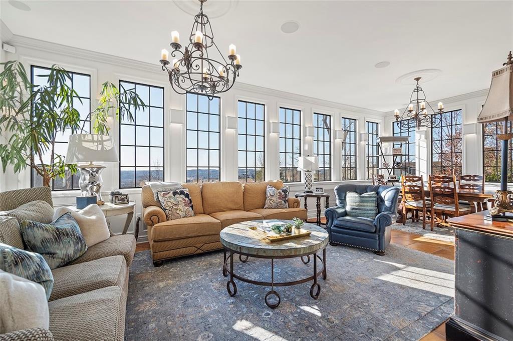 850 Osage Road Pittsburgh, PA 15243 - Photo 4 of 25