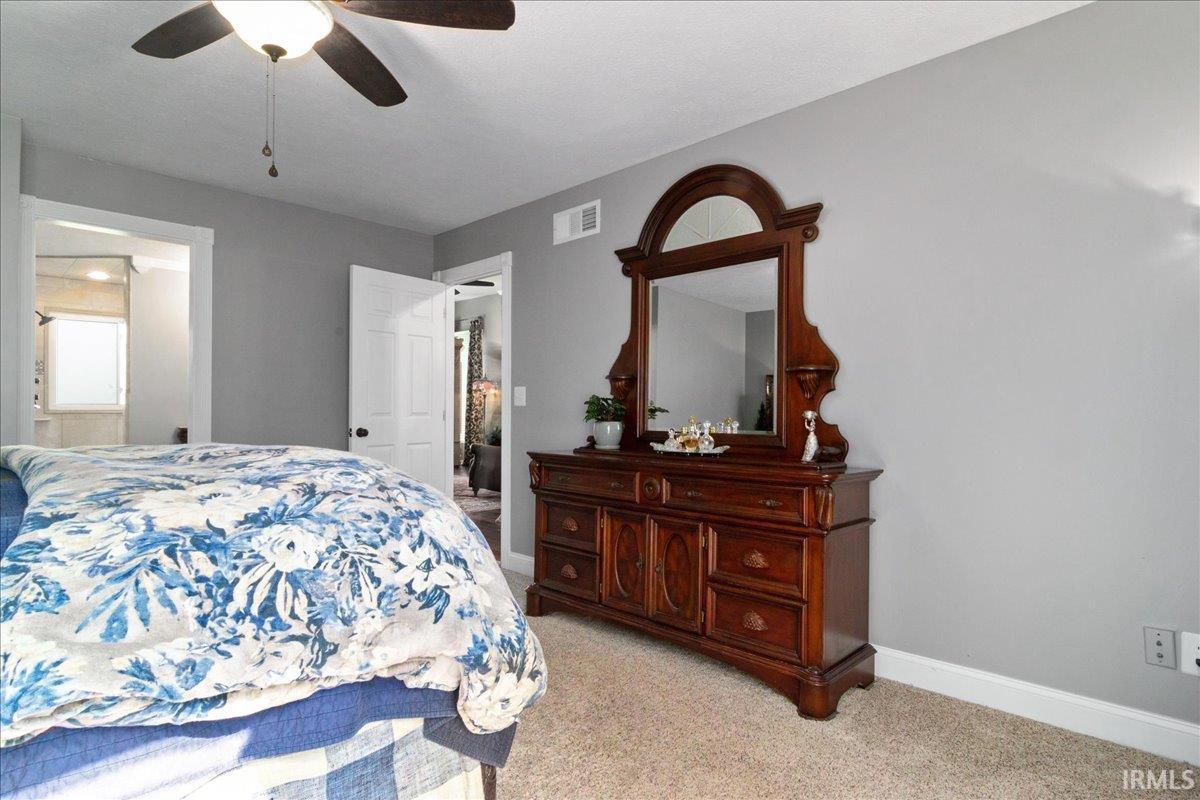 901 Mohawk Drive Fort Branch, IN 47648 - Photo 17 of 36