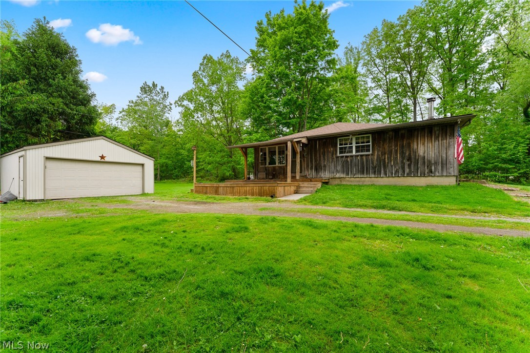 10981 Stateline Road New Middletown, OH 44442 - Photo 3 of 20 Gallery Image 3