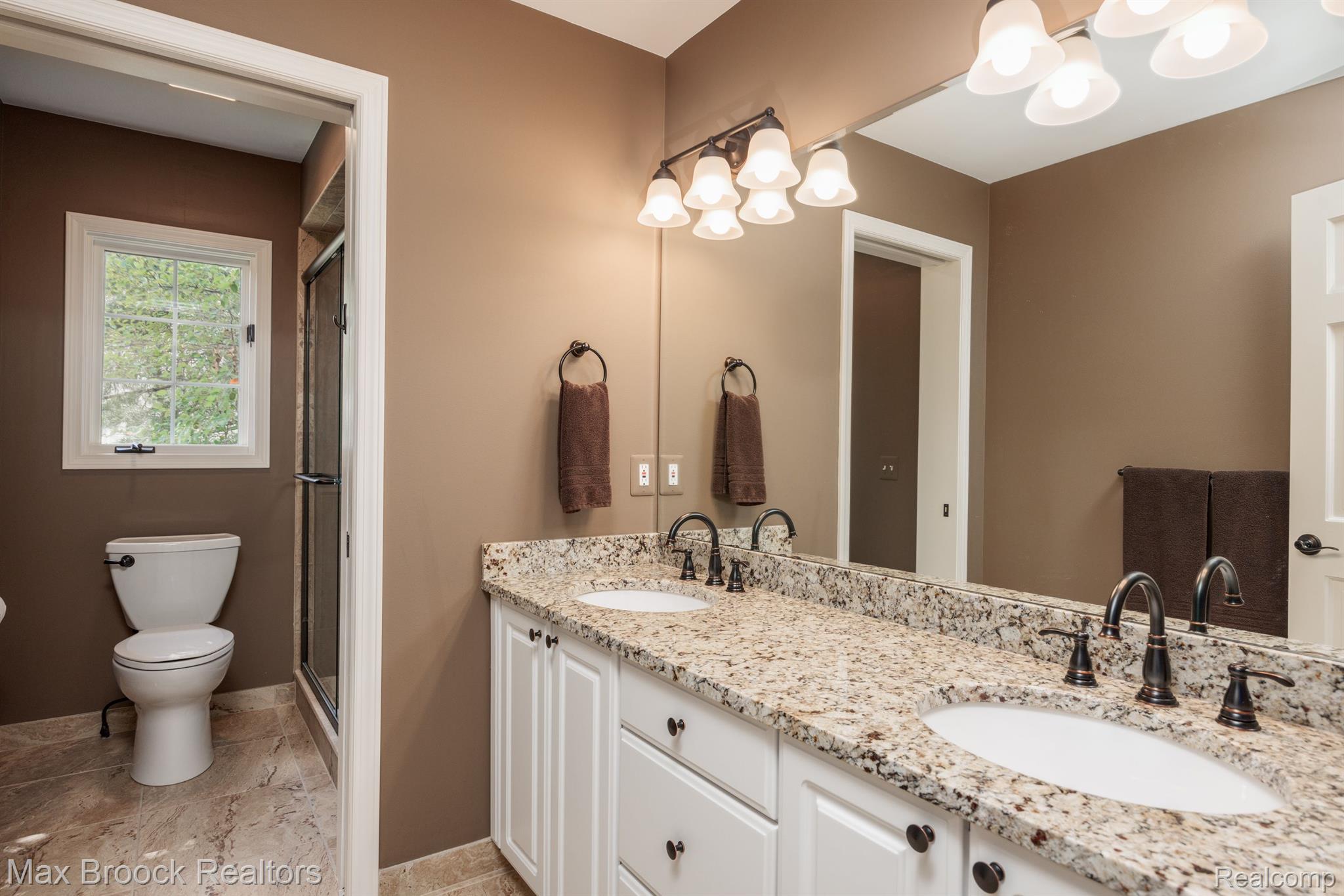 5744 Kirkridge Trail Rochester, MI 48306 - Photo 35 of 60 Gallery Image 35