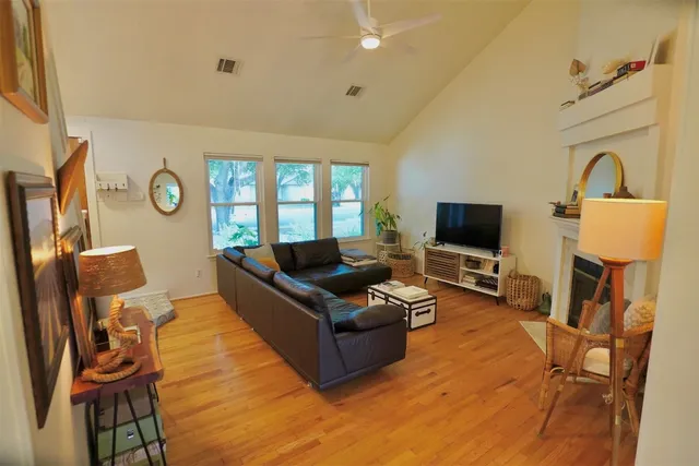 $415,000 | 2106 Bluebonnet Drive, Round Rock, TX 78664