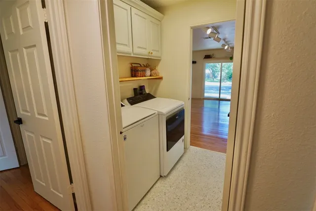 $415,000 | 2106 Bluebonnet Drive, Round Rock, TX 78664