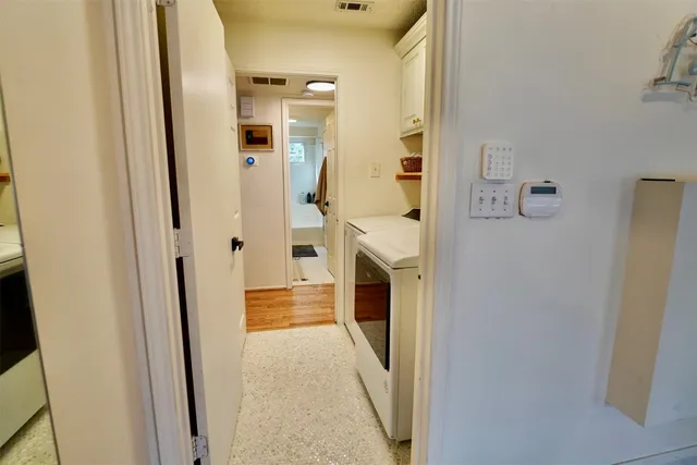 $415,000 | 2106 Bluebonnet Drive, Round Rock, TX 78664