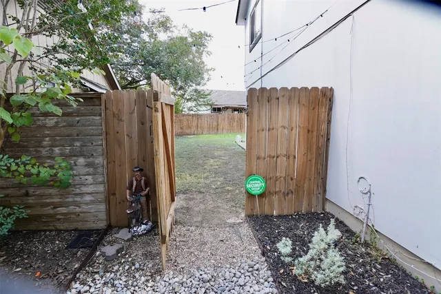 $415,000 | 2106 Bluebonnet Drive, Round Rock, TX 78664