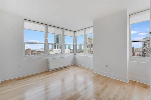 $3,850 | 88 Morgan Street, Unit 2808, Jersey City, NJ 07302