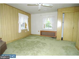 112 Maple Avenue Shillington, PA 19607 - Photo 6 of 12 Bedroom - Main