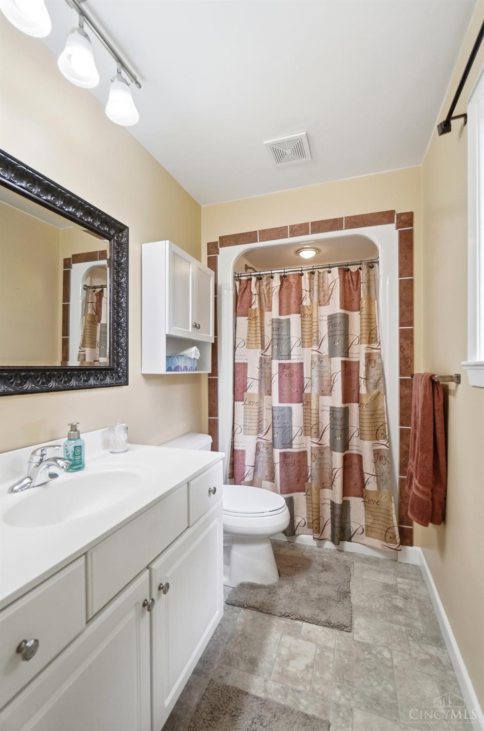 1460 Ebenezer Road Cincinnati, OH 45233 - Photo 33 of 61