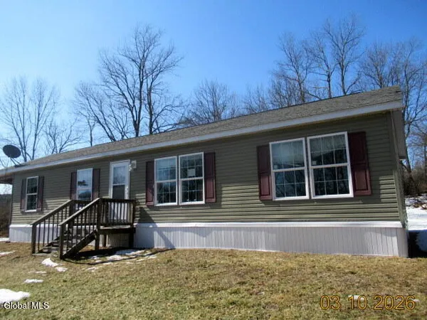 $135,000 | 37 Bunker Hill Road, Cossayuna, NY 12823