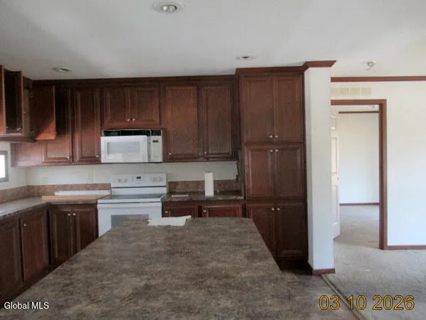 $135,000 | 37 Bunker Hill Road, Cossayuna, NY 12823