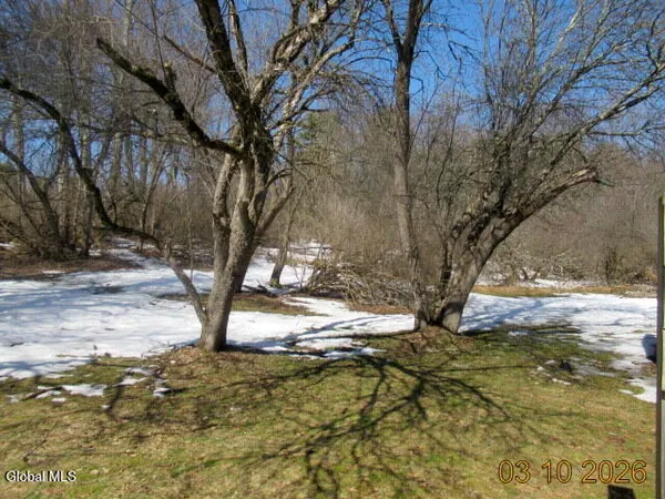 $135,000 | 37 Bunker Hill Road, Cossayuna, NY 12823