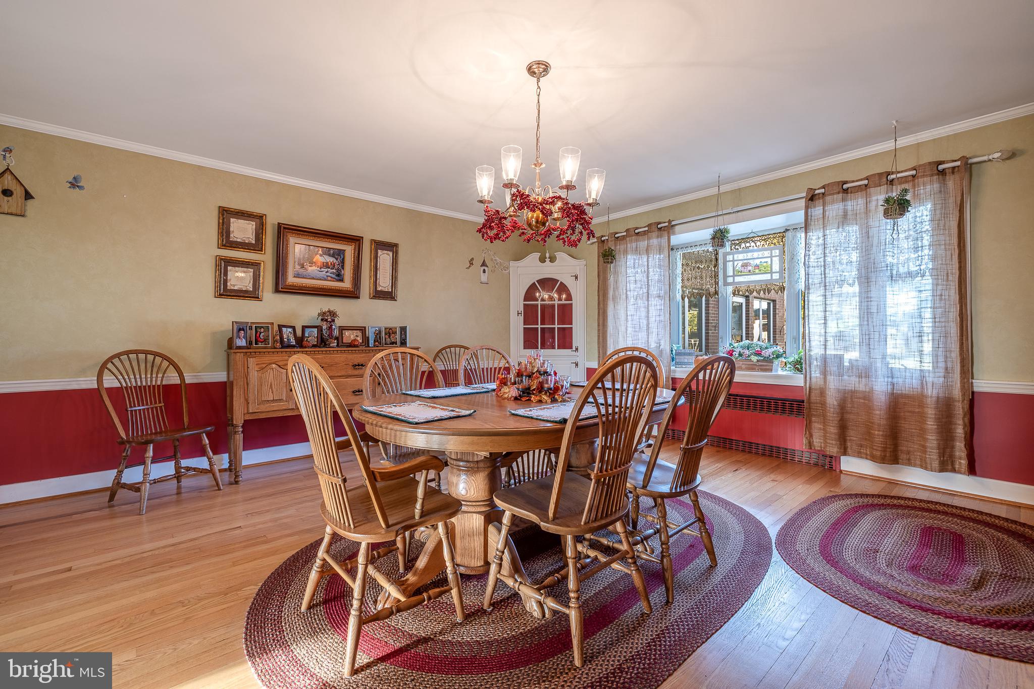 25 Georgetown Road Bordentown, NJ 08505 - Photo 17 of 49 Large dining room