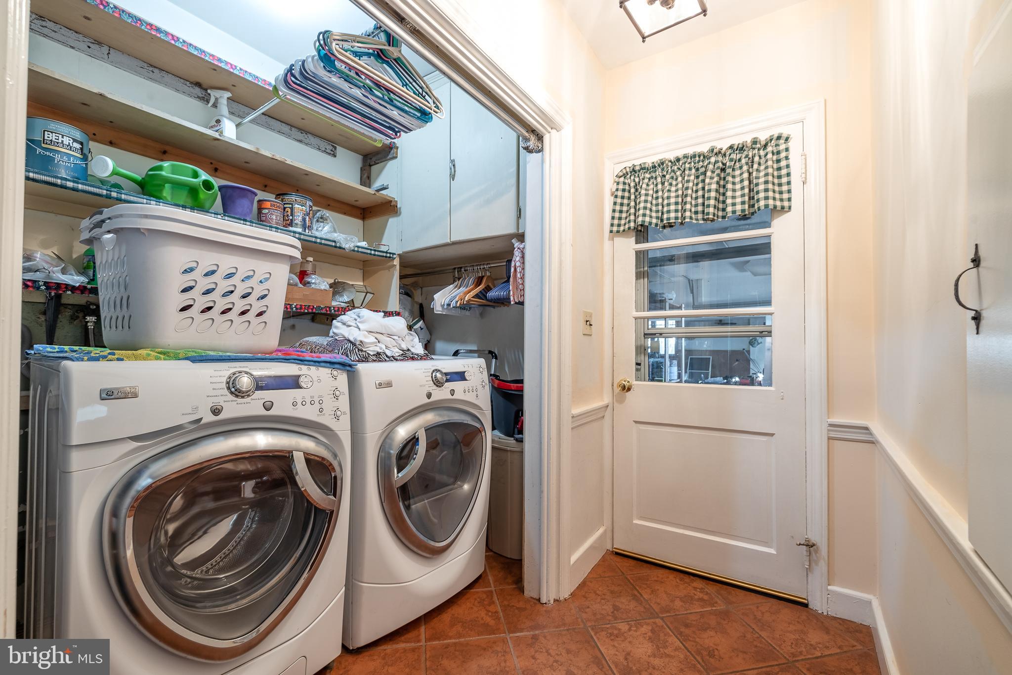 25 Georgetown Road Bordentown, NJ 08505 - Photo 24 of 49 Laundry room/ butlers pantry