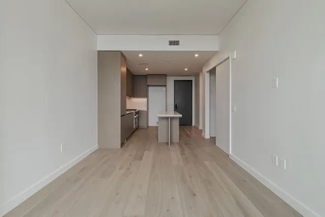 $3,500 | 610 Davis Street, Unit 4906, Austin, TX 78701