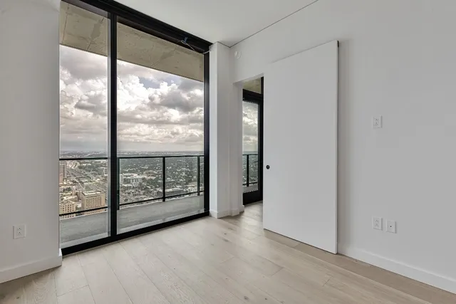 $3,500 | 610 Davis Street, Unit 4906, Austin, TX 78701