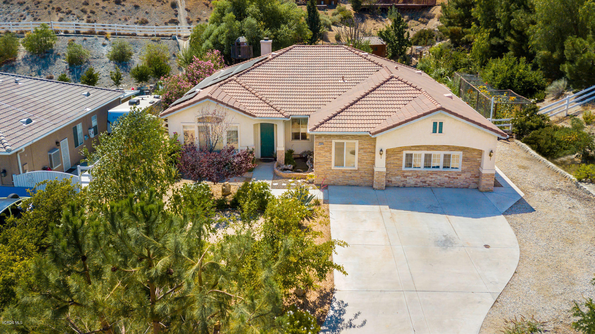 34413 Desert Road Acton, CA 93510 - Photo 1 of 50 001