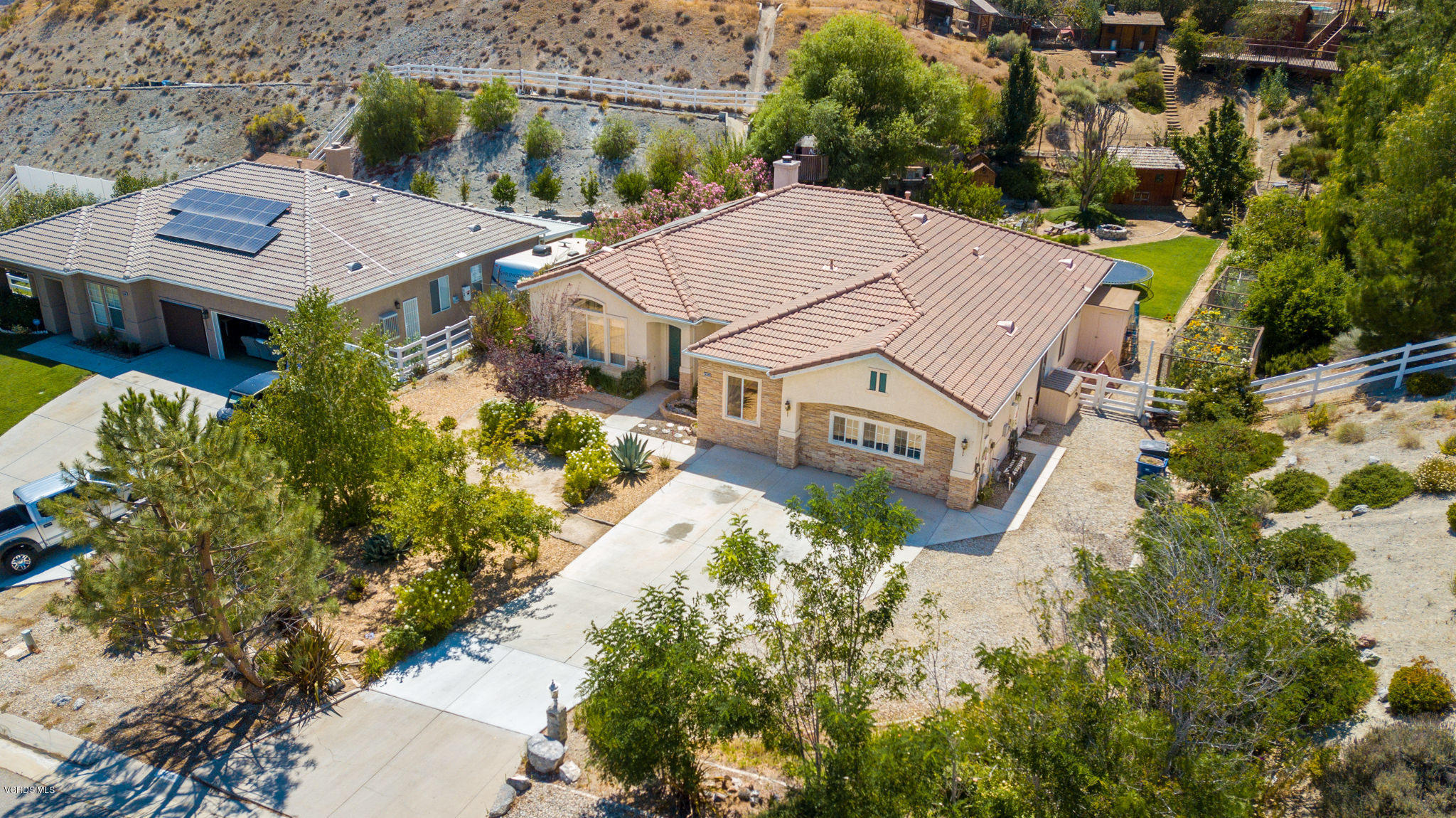 34413 Desert Road Acton, CA 93510 - Photo 4 of 50 004