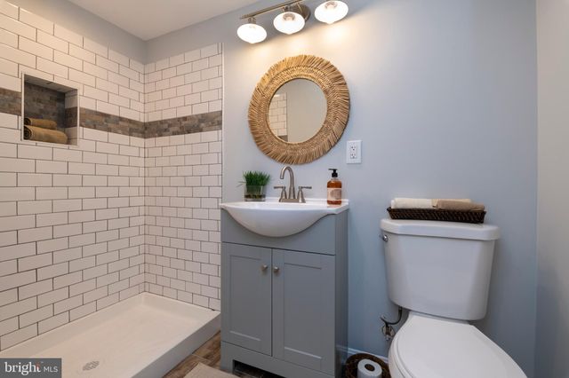 $450,000 | 139 Regester Avenue, Baltimore, MD 21212