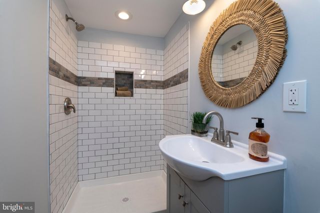 $450,000 | 139 Regester Avenue, Baltimore, MD 21212