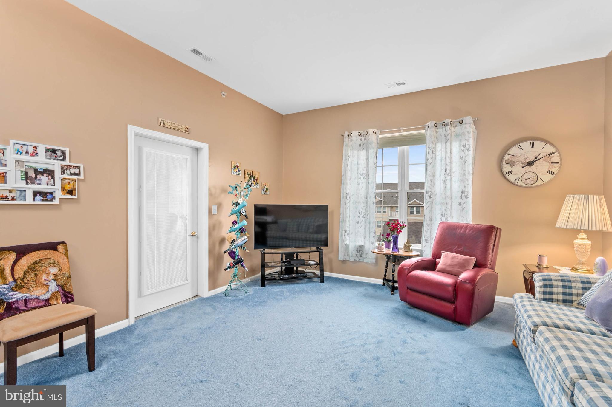 535 Highland Estates Clementon, NJ 08021 - Photo 4 of 25