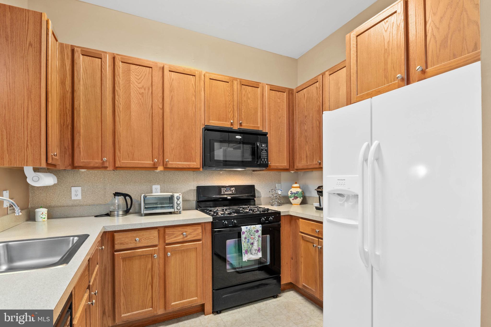 535 Highland Estates Clementon, NJ 08021 - Photo 5 of 25