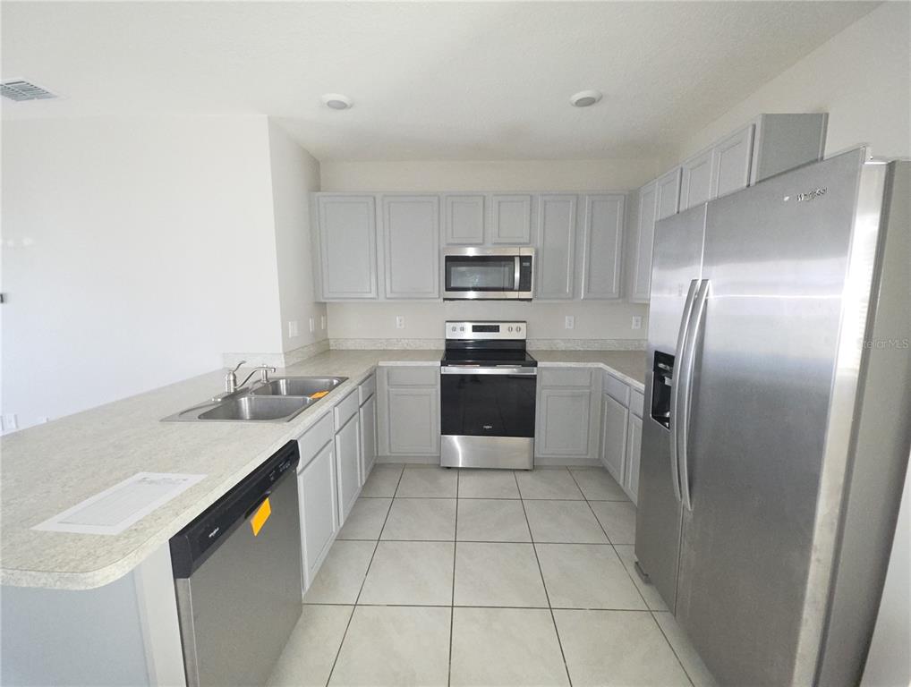 735 Chinoy Road Davenport, FL 33837 - Photo 9 of 17 Gallery Image 9